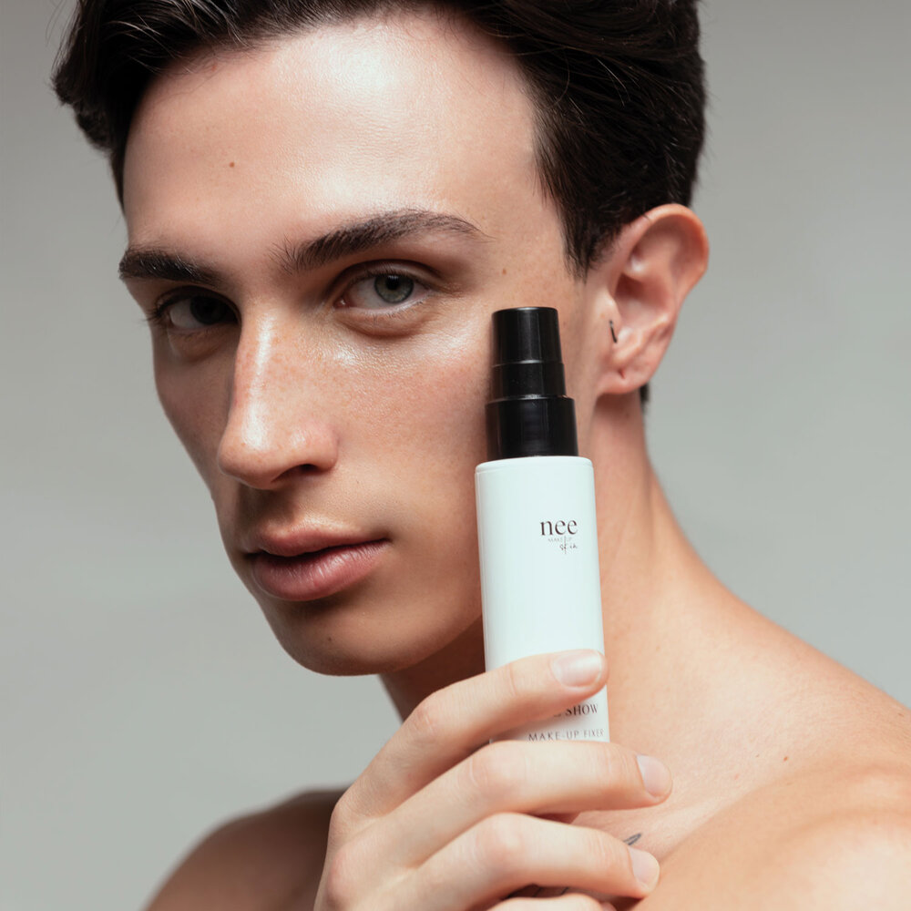 "Pre-Show" Moisturizing Fixer - Image 2